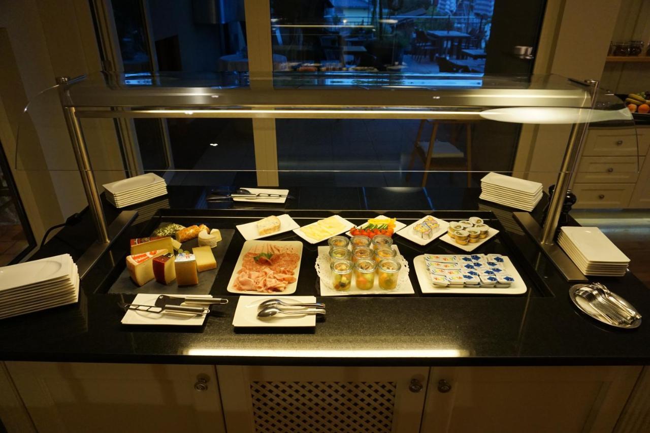 Nendeln Hotel Weinstube מראה חיצוני תמונה