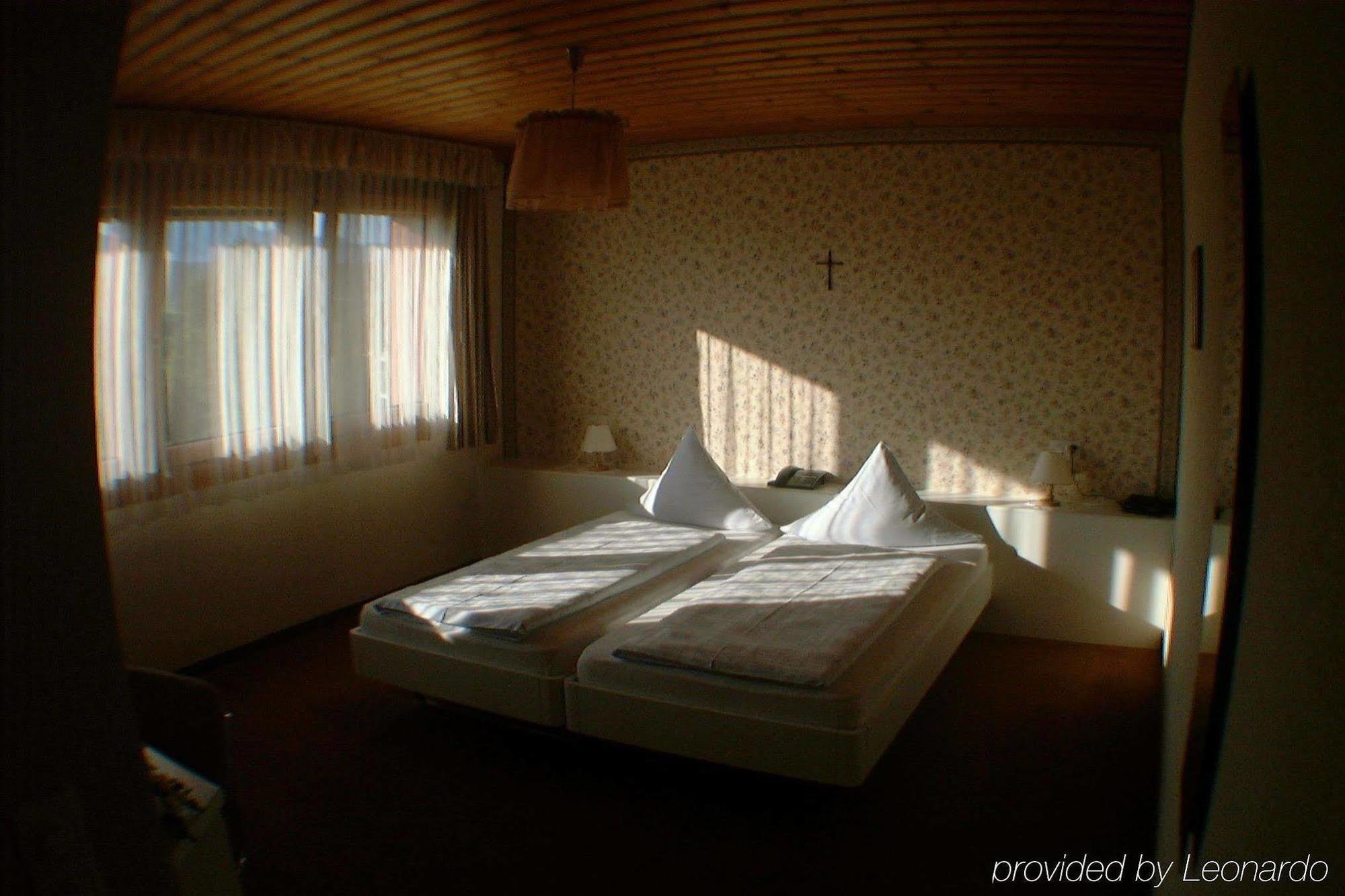 Nendeln Hotel Weinstube מראה חיצוני תמונה
